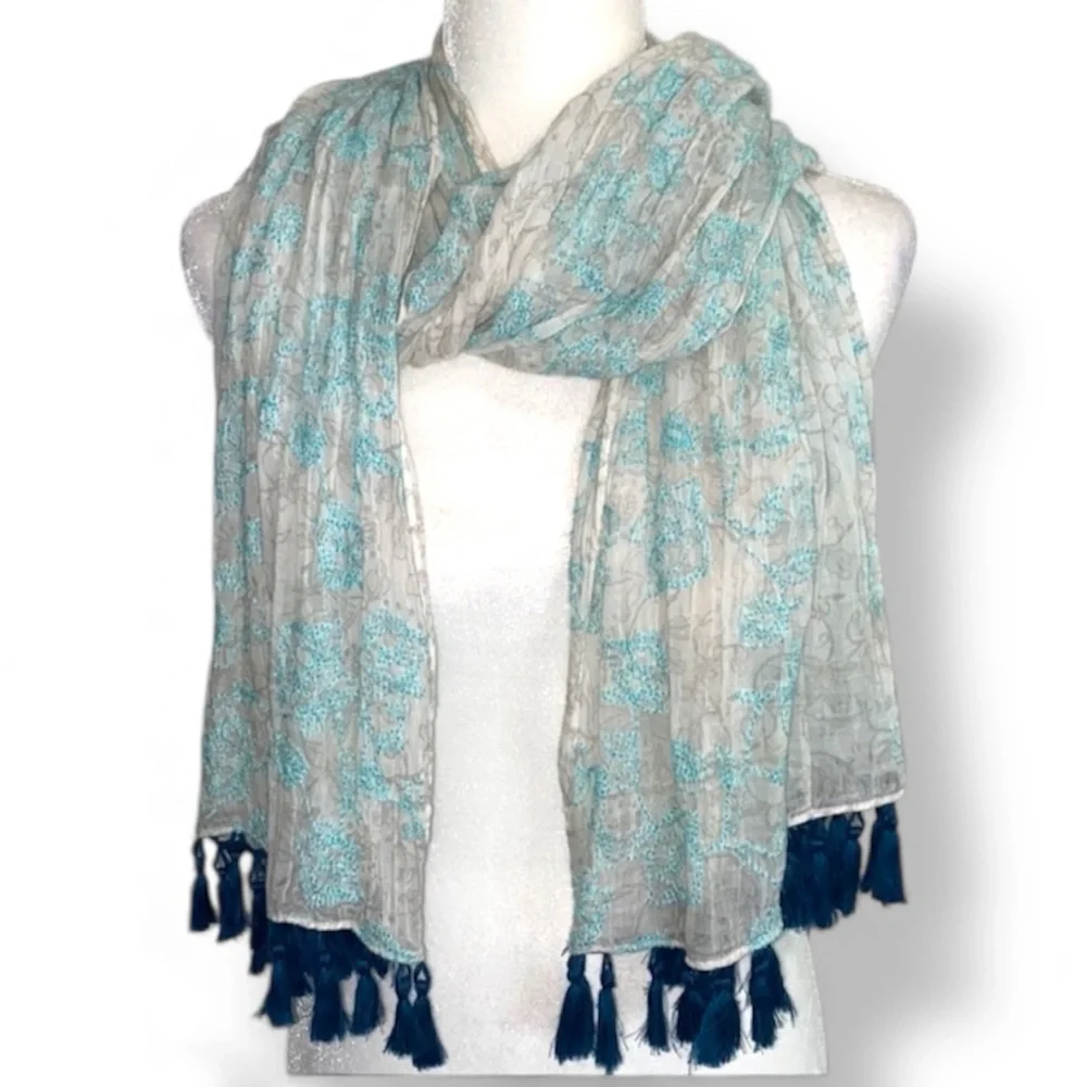 American Eagle Teal Floral Embroidered Tassel Scarf